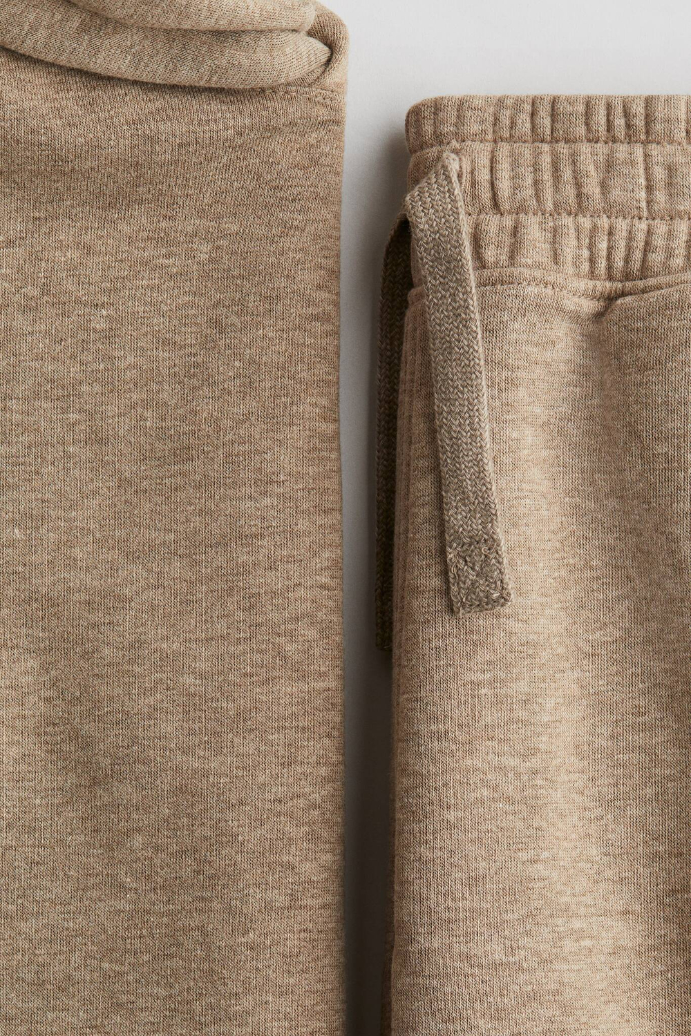 H&M Комплект из толстовки с капюшоном и шорт, бежевый меланж