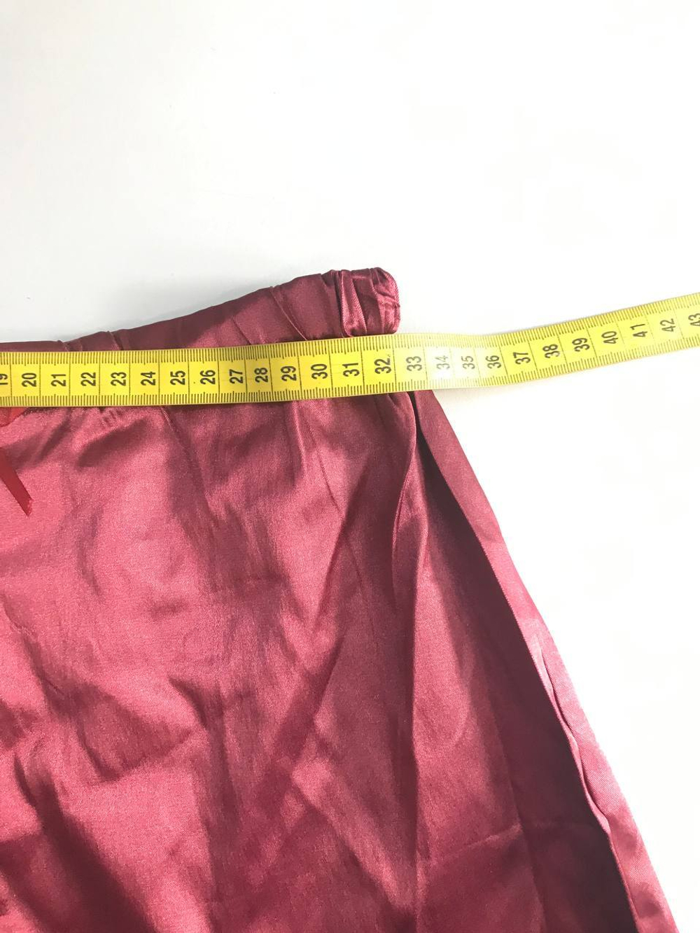 Пижама с кружевом атласная, визуально на 44 размер, новая