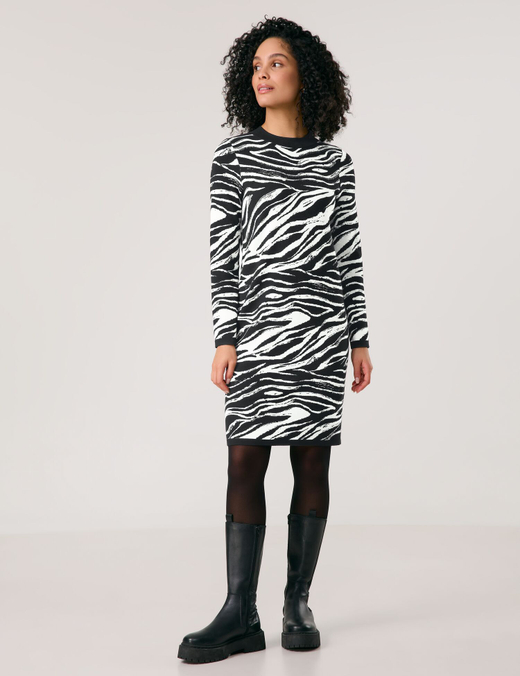 Платье из вискозы