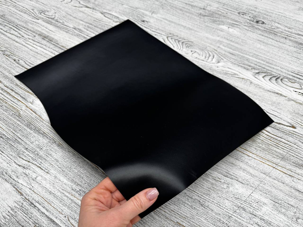 14 кв дм панель кожи растительного дубления Prima Vision Nero (0,8-1,0 мм)