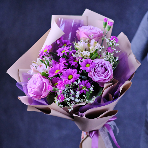 Купить Букет #388 с пионовидными розами