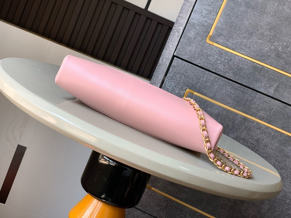 Chanel Bag 20 cm