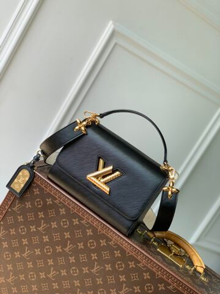 Louis Vuitton Twist MM