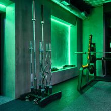 A3010 Вертикальный держатель для олимпийских грифов (на 8 шт) TANGEN