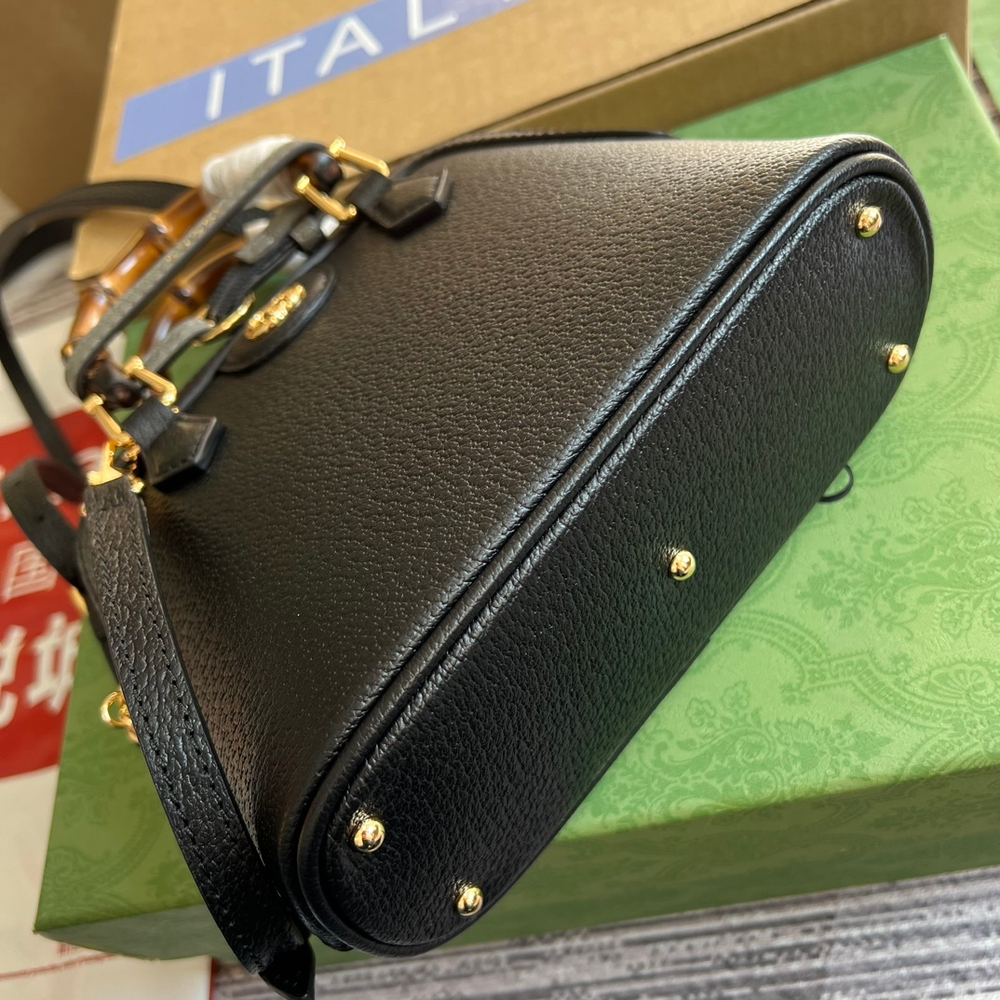 Gucci Diana Mini Tote Bag 20 cm