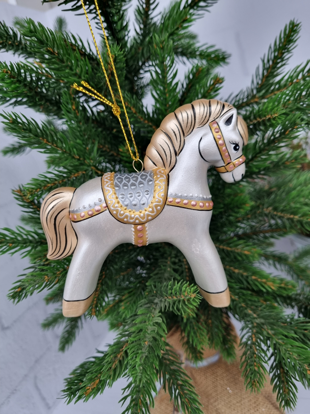 Лошадка Кантри ёлочная игиушка из фарфора