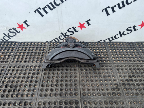 Суппорт передний левый 2018г.