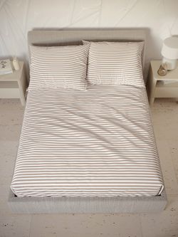 Постельное белье сатин Milky Garden "Мэри/Мэри (компаньон)" евро Наволочка 50x70 см 2 шт Простынь на резинке 180x200 см Пододеяльник 200x215 см