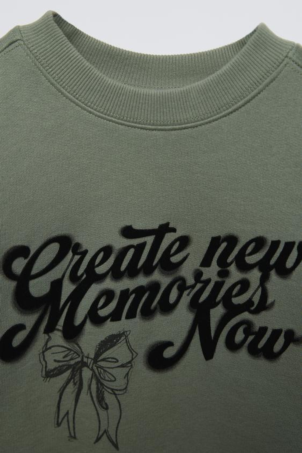 ZARA ТОЛСТОВКА С РЕЛЬЕФНОЙ НАДПИСЬЮ, МЯГКИЙ ЗЕЛЕНЫЙ