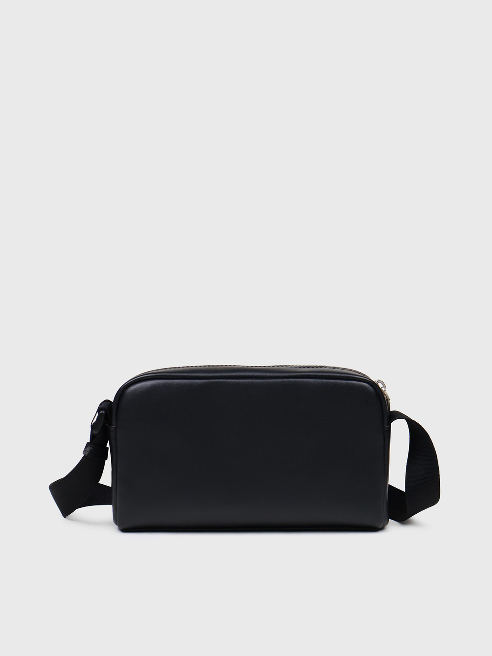 Сумка Calvin Klein Allover Monologo Camera Bag Black