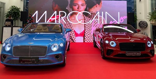 Женский образ Marc Cain, в презентации нового автомобиля  Continental GT Speed.