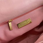 Chanel 19 26 cm