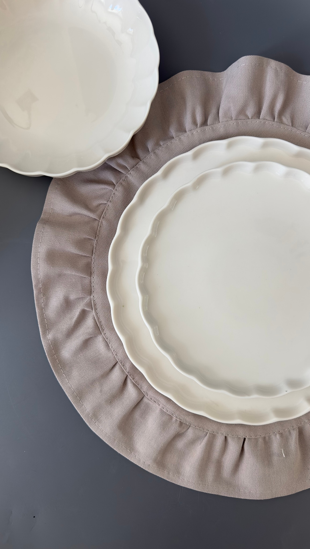 FARIKA Тарелка с волнистым краем HABBE 21 см