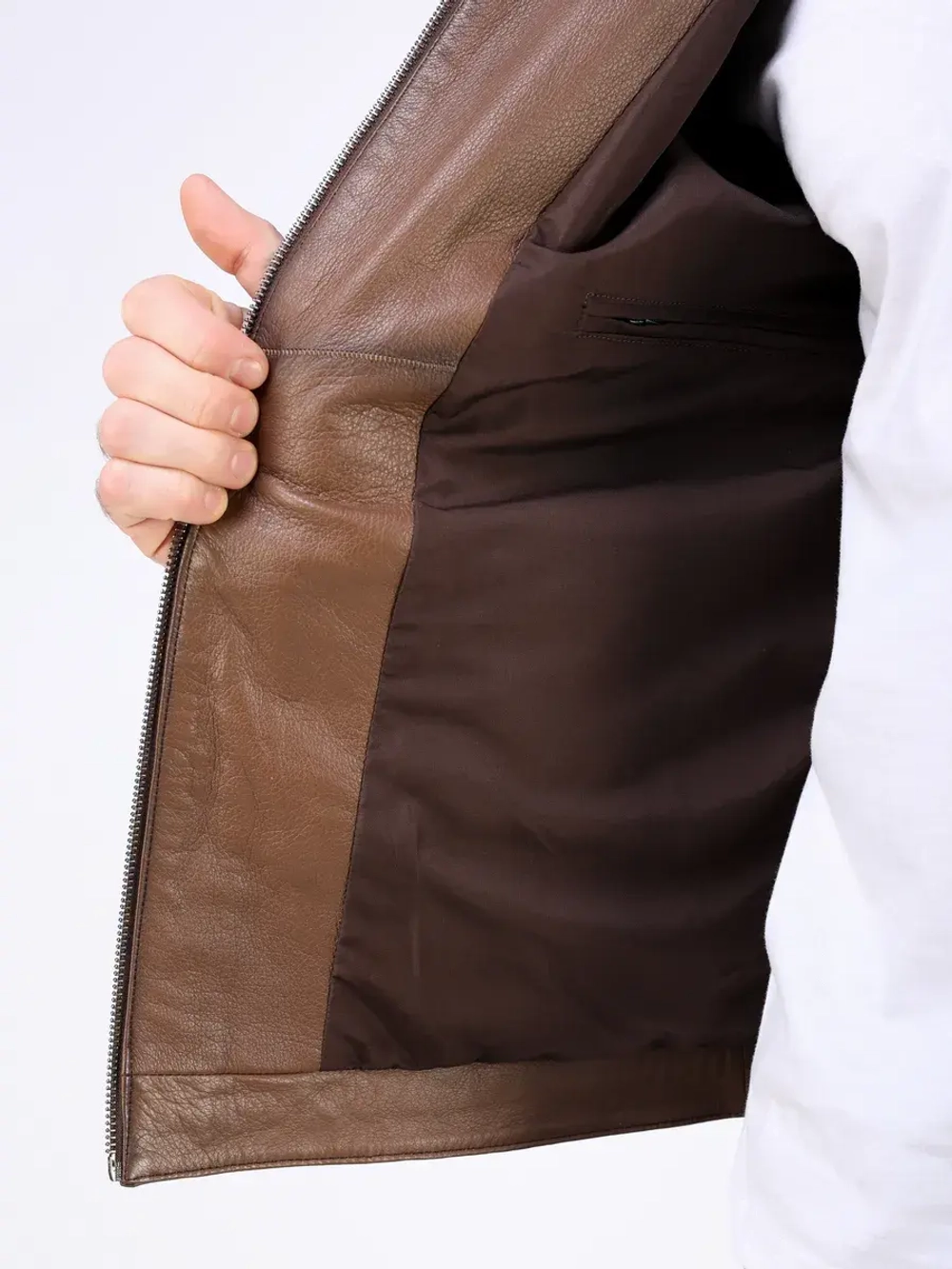 Кожаная куртка демисезонная