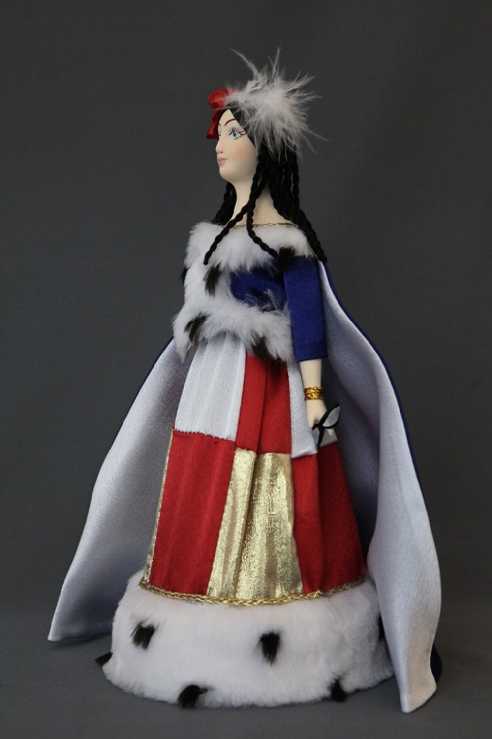 Кукла сувенирная фарфоровая. Дама в маскарадном платье 1840-е гг. Карл Брюллов. Графиня Самойлова