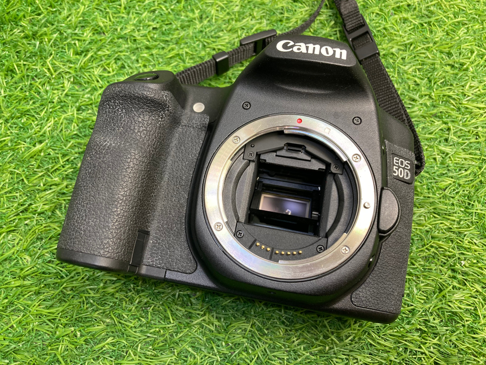 Canon EOS 50D (6000 кадров)