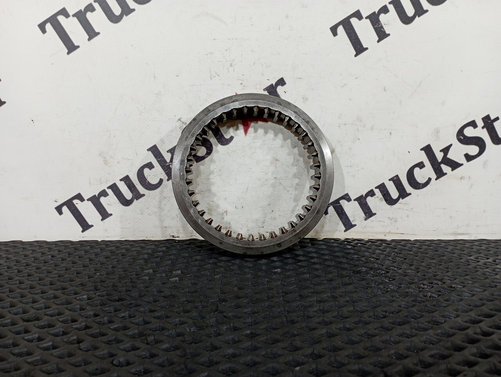 Муфта синхронизатора КПП