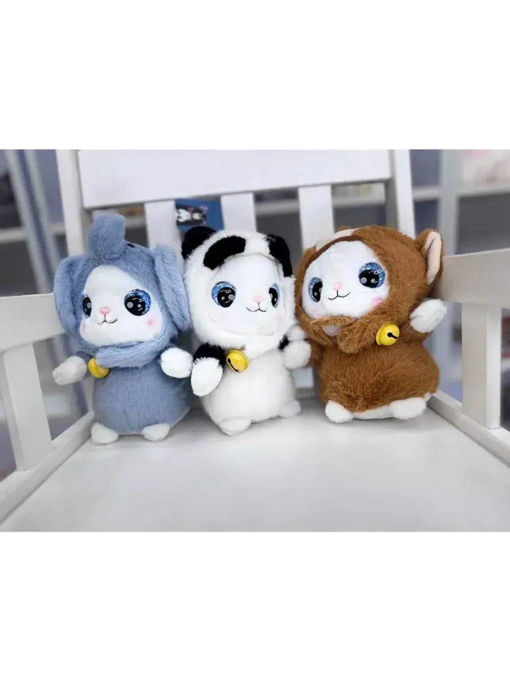 Мягкая игрушка Котенок в костюме случайный цвет 18 см