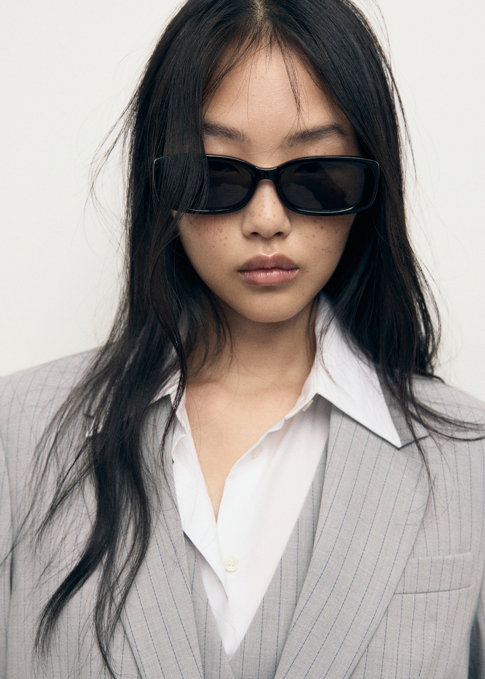 Костюмный блейзер в узкую полоску