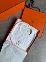 Новый нагрудник Hermes