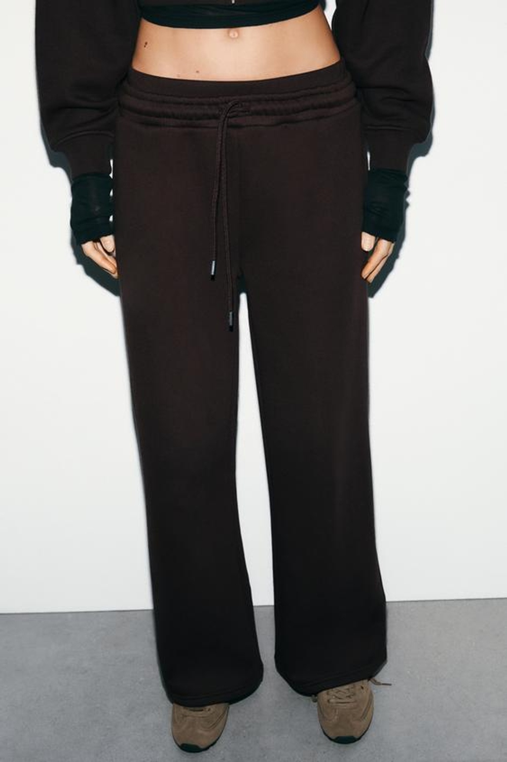 Брюки из трикотажа с прямыми брючинами - ZARA