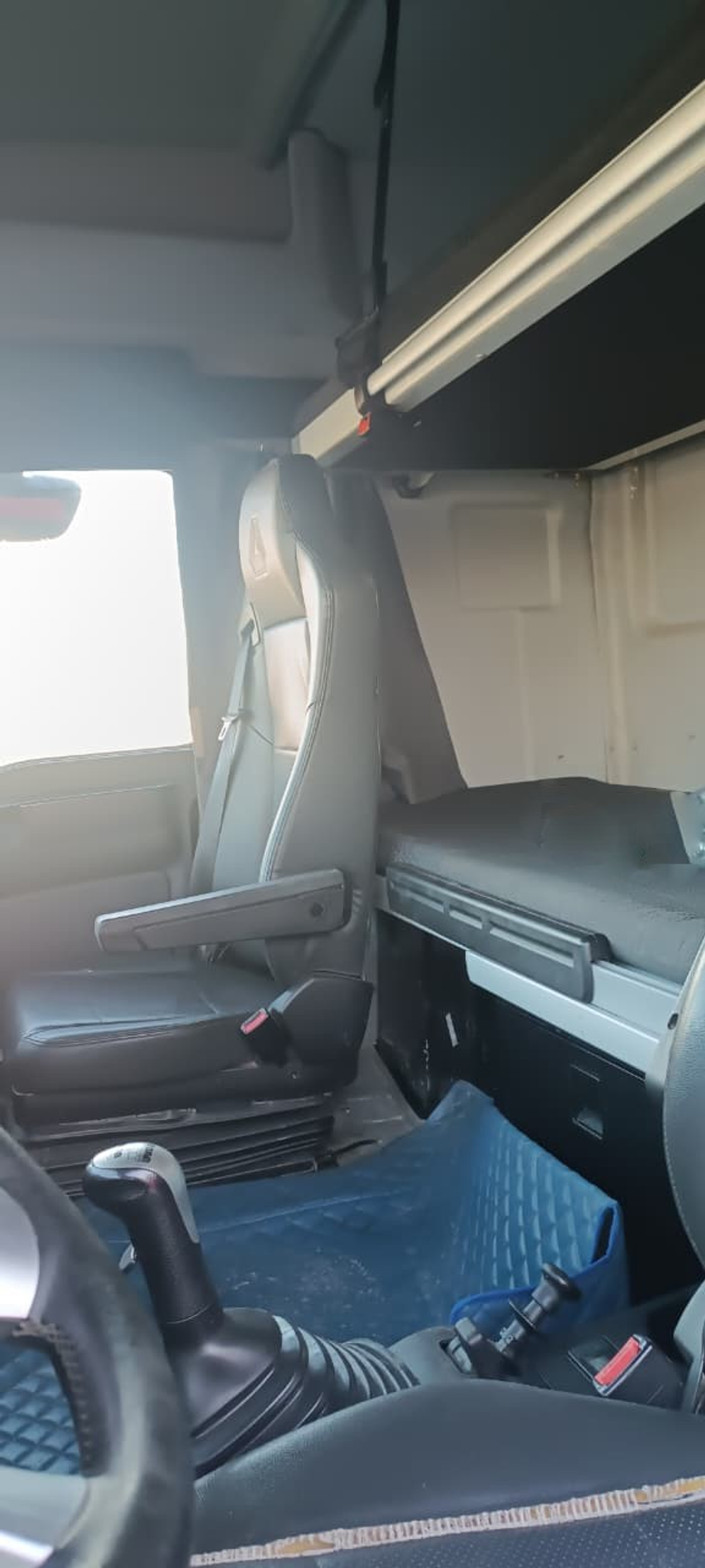 SITRAK C7H 6x4 Седельный тягач ZZ4256V364HE (Дизельный, 12,4 л, 540 л.с., АТ)