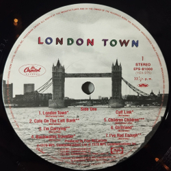 Винтажная виниловая пластинка LP Paul McCartney Wings London Town (Japan 1978) (Obi) (Poster) Deliver Your Children