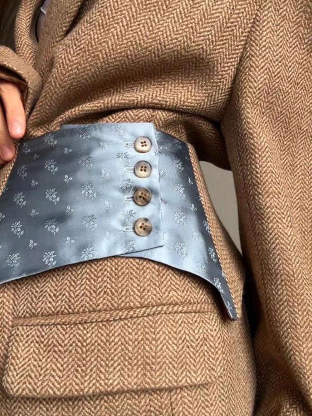 Баска карамель из шерсти