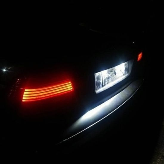 Плафон подсветки номера BMW E39 E60/61 E70/71 E82 E88 E90/92/93