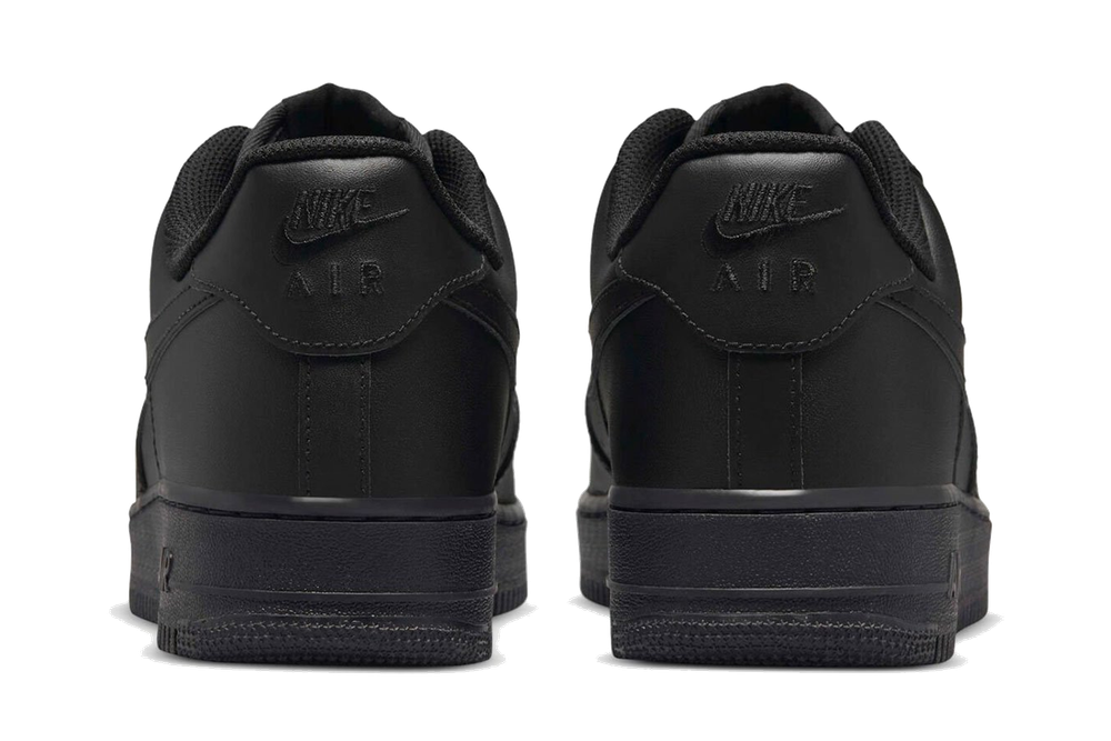 Nike Air Force 1 Low "Triple Black"