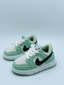 Детские кроссовки Nike Kids