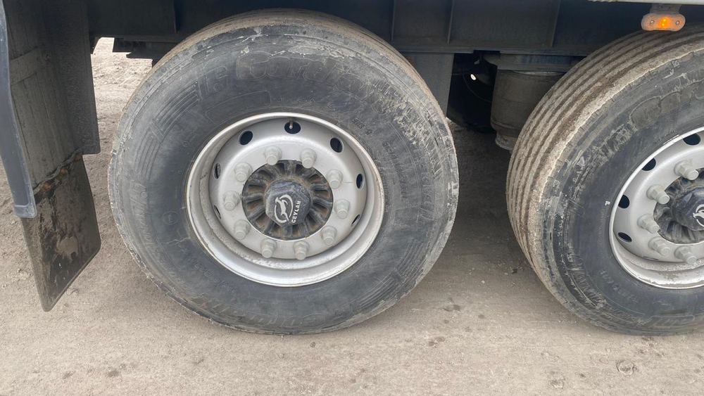 ВКР VKR* Полуприцеп шторный VKRP429D