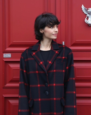 Пальто с мужского плеча