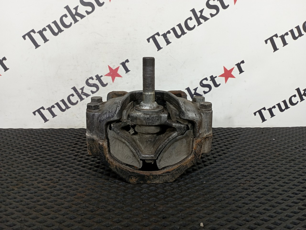 Подушка двигателя задняя 2017г.