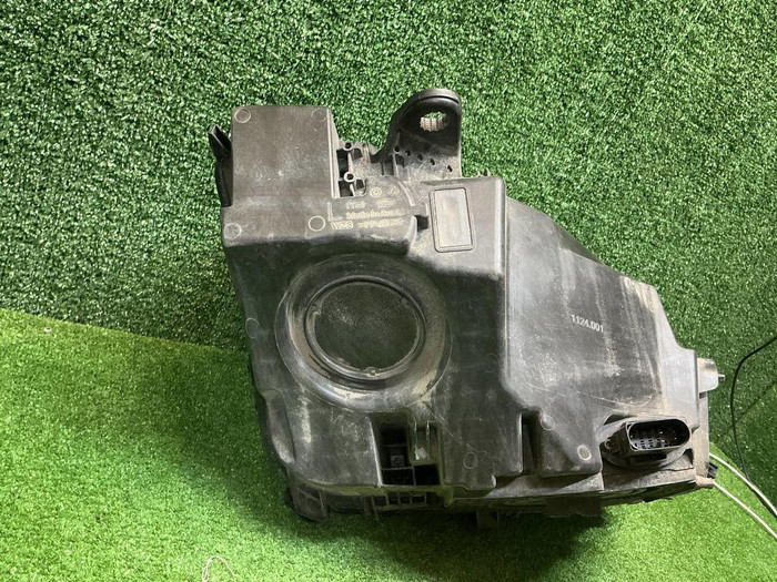 Фара левая Mercedes GLC X253 (2019-2022) LED