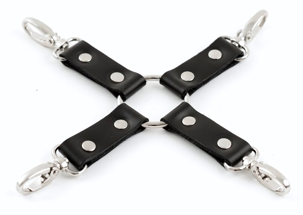 Черная крестовина с карабинами (Цвет: черный)