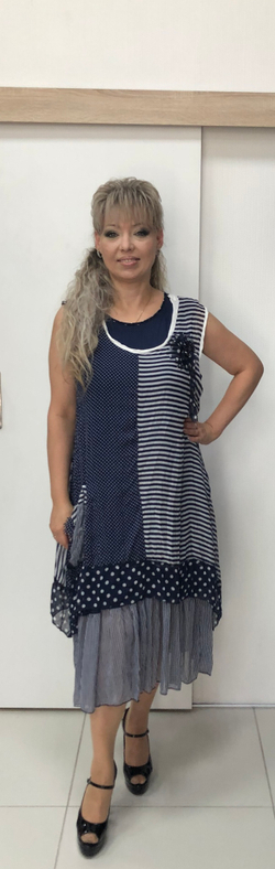 Летнее комбинированное платье-двойка с сине-белым принтом