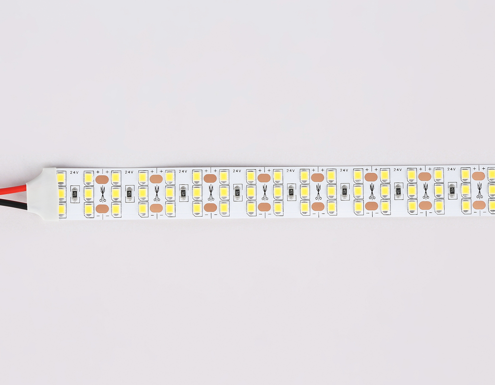 Светодиодная лента трехрядная GS3902 2835 324Led/ 26W m/ 24V IP20 4500K/ 5000*18*1.2mm/ кратность резки 18.5mm (2 конт.)