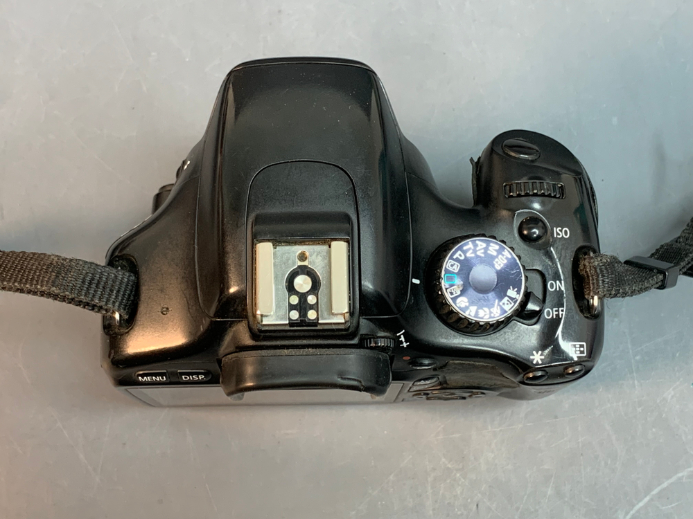 Canon EOS 550D 44.395 кадров