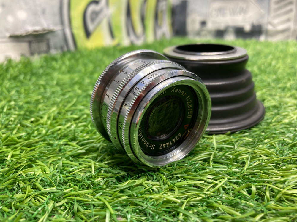 Schneider-Kreuznach Edixa-Xenar 50mm 2.8