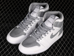 Jordan 1 Retro High OG Stealth
