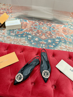 Louis Vuitton Met Slingback Ballerina