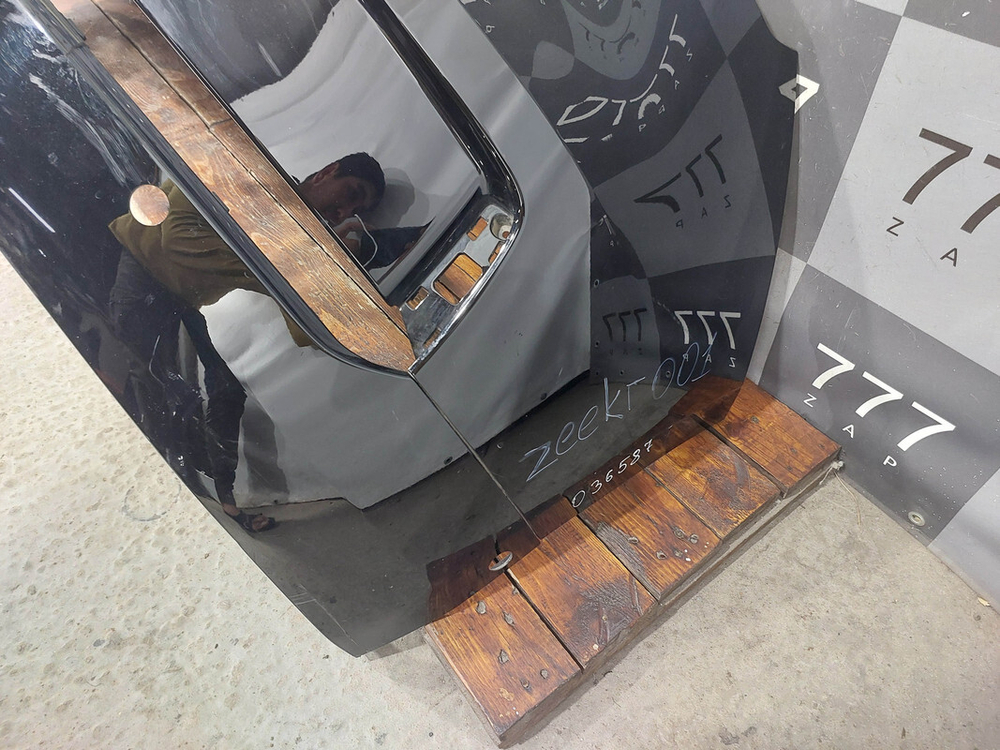 Бампер задний Zeekr 001 22-нв Б/У Оригинал 6600190817