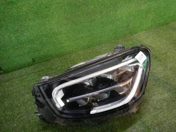 Фара левая Mercedes GLC X253 (2019-2022) LED