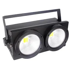 SHOWLIGHT LED BLINDER 2H WW+CW - СВЕТОДИОДНЫЙ БЛИНДЕР 2LEDx100W, Светодиодный источник: 2x100 Вт CO