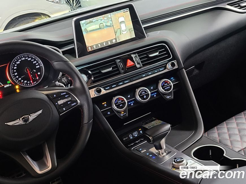 Genesis G70 2.0T AWD (12.2019)