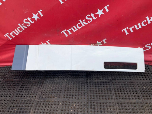 Спойлер кабины боковой правый