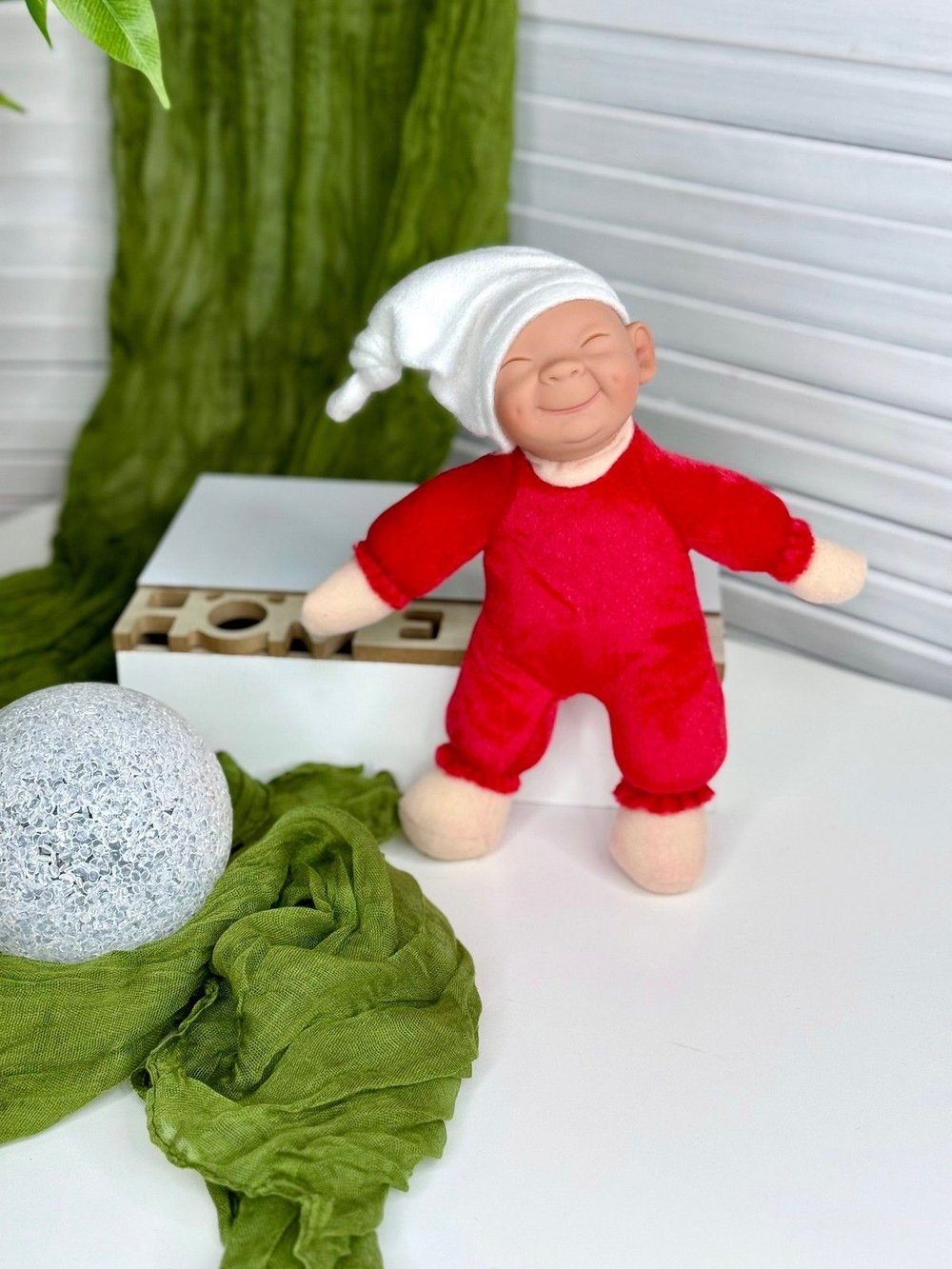 Кукла LAMAGIK мягконабивная 23см Caritas (304U7)