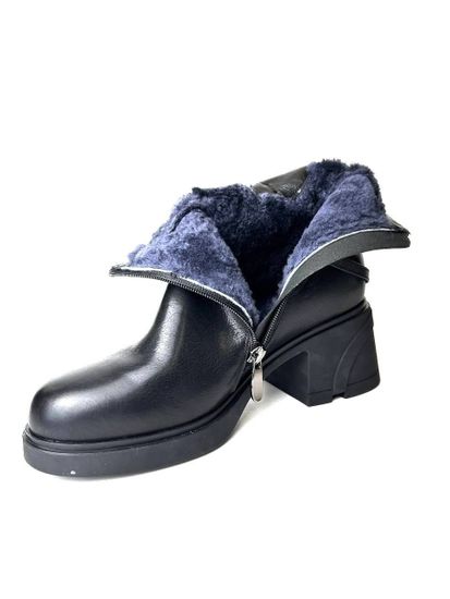 Сапоги женские