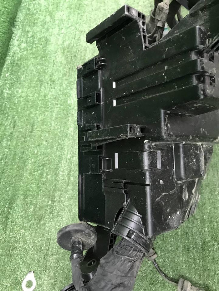 Проводка моторного отсека Geely Okavango (23-нв)